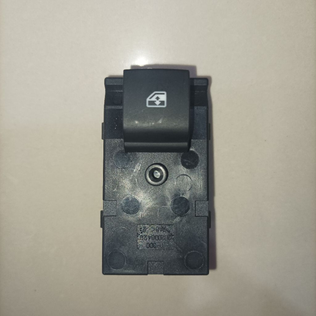 SWITCH SAKLAR ANAK SAKLAR POWER WINDOW CHEVROLET SPIN ORIGINAL