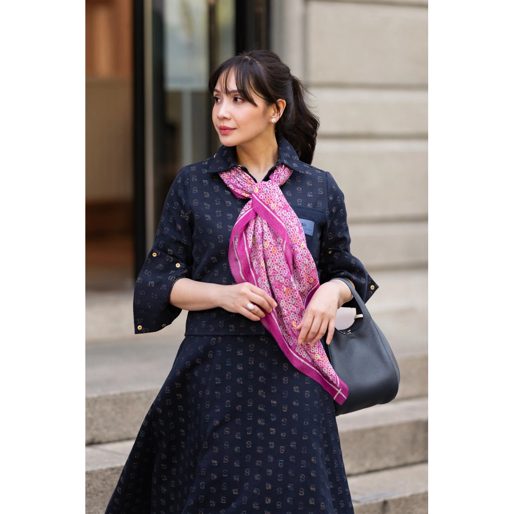 NAGITA SERIES BUTTONSCARVES