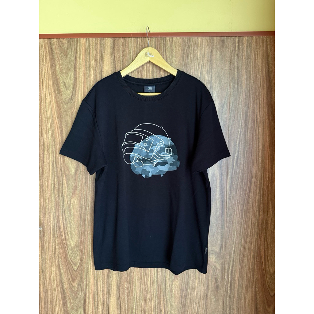 Baju Kaos Game Bahan Tebal Size L fits XL Second Bukan Uniqlo