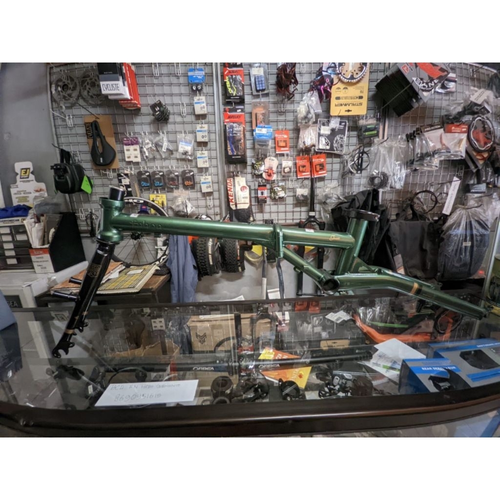 frame sepeda fnhon gust 16