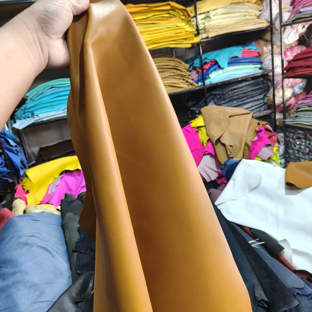 Kulit Lembaran Kulit Asli Domba 10 feet - 15 feet