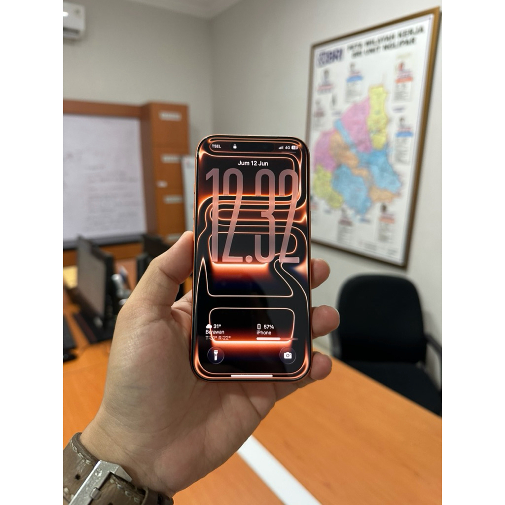iPhone 17 pro 256 iBox