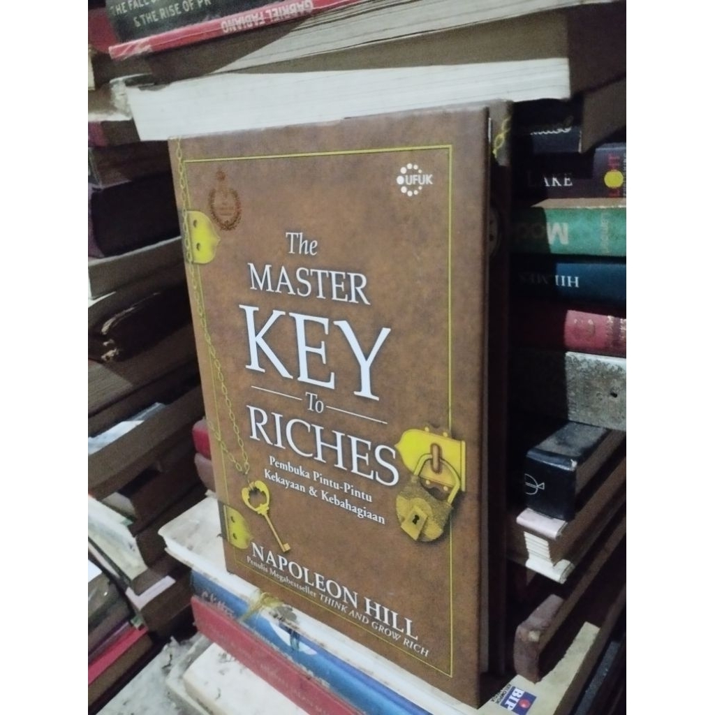 the master key to riches pembuka pintu - pintu kekayaan  & kebahagiaa  napoleon hill