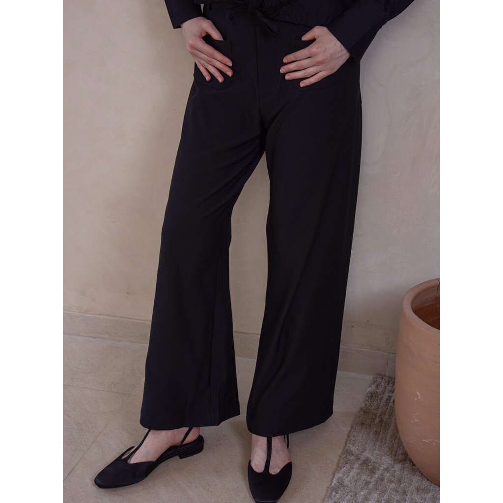 GIA PANTS BLACK BY ALEZA LABEL