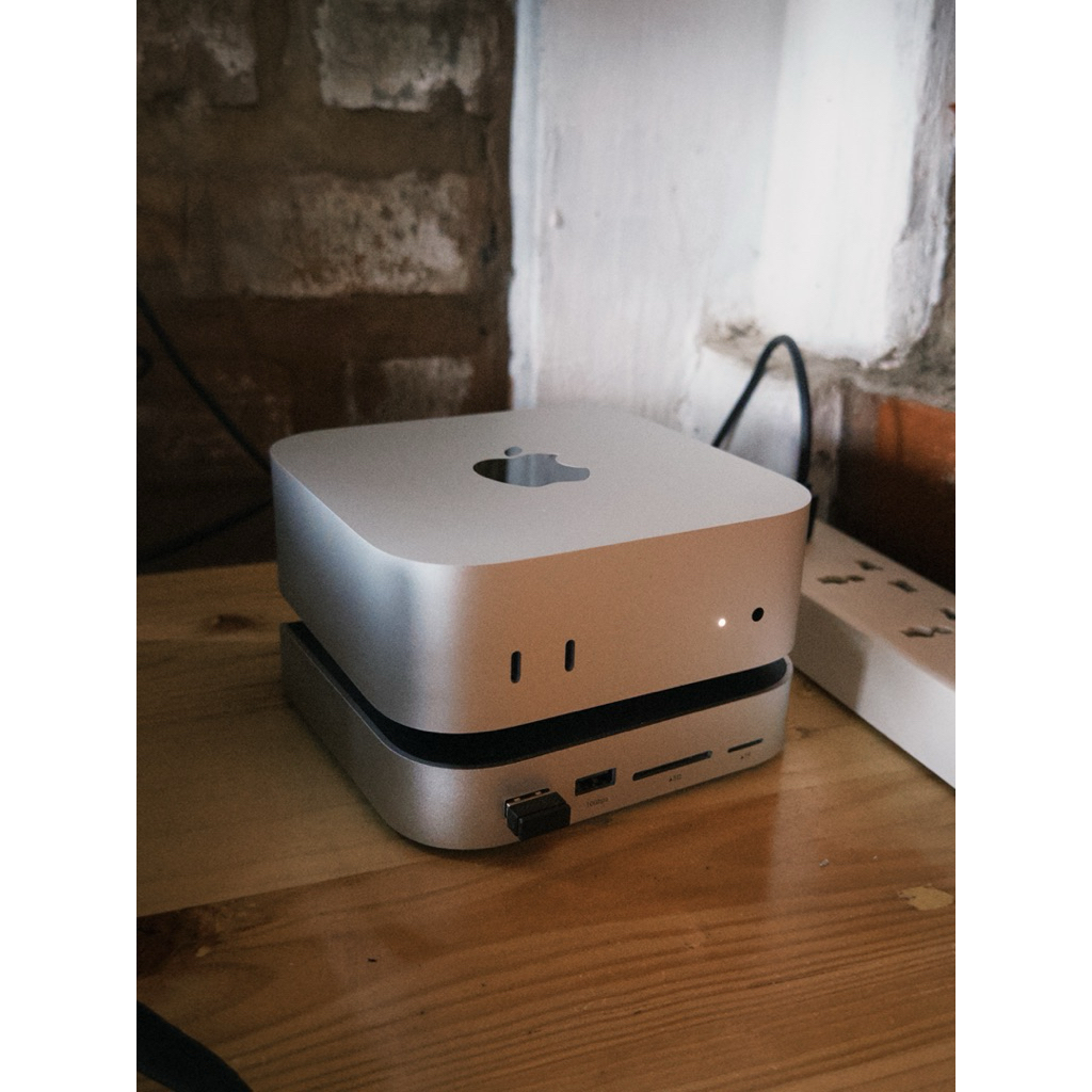 Mac Mini M4 + Docking Ugreen