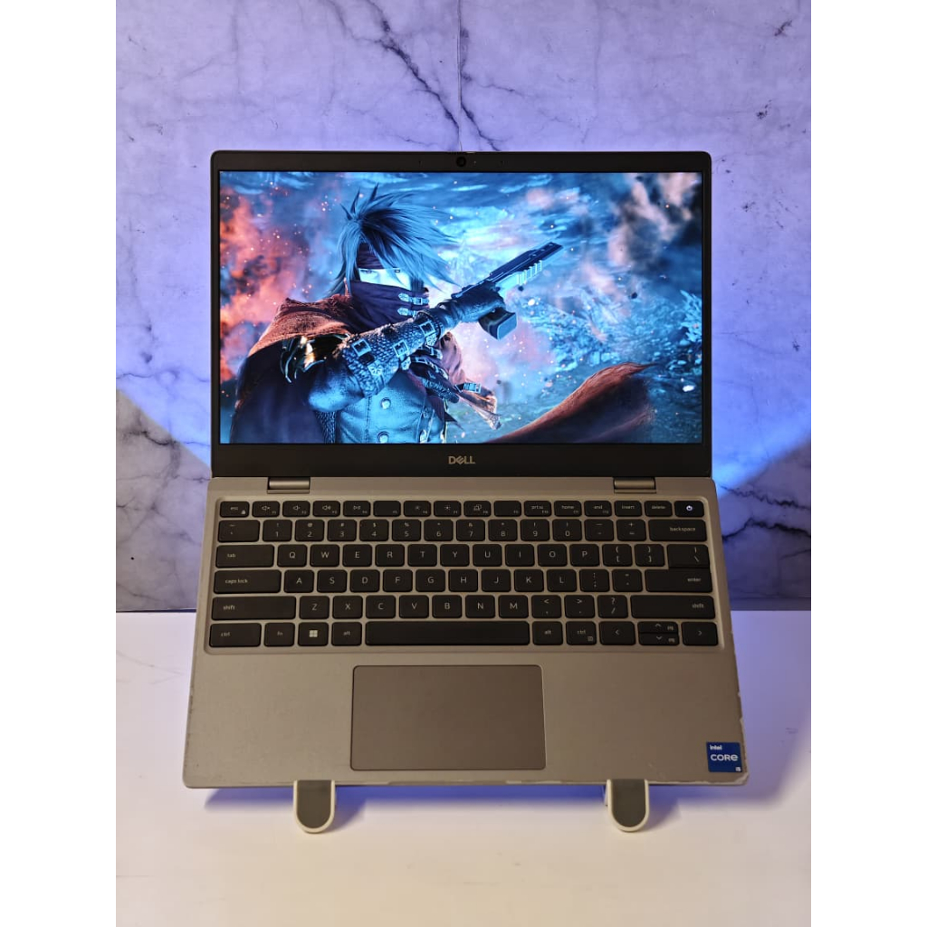 DELL LATITUDE 3330/ I5 DEN12/RAM 8GB/SSD 256GB