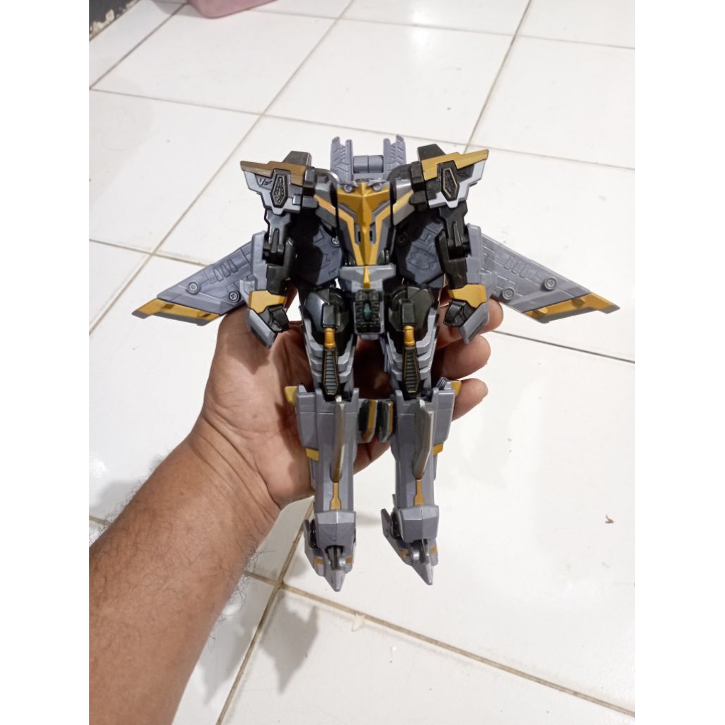 Tobot V , Galaxy Detective Cyclone Hawk - Youngtoys