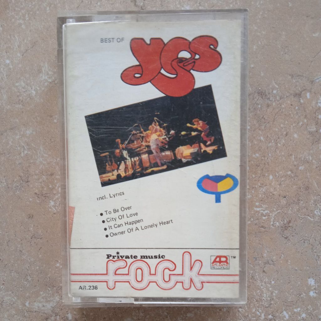 Kaset Pita Yess "Best Of"