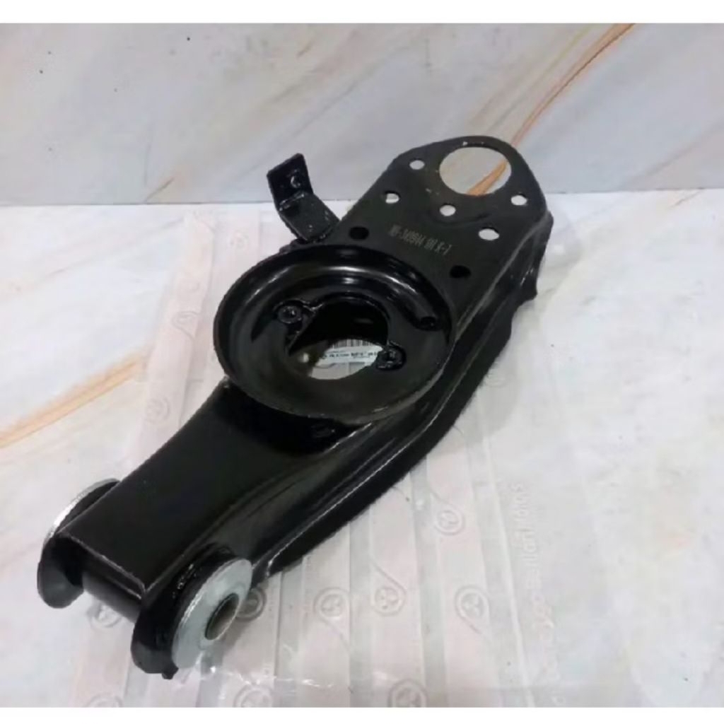 Low Arm RH L300 Diesel Sayap Bawah Kanan L300 Diesel