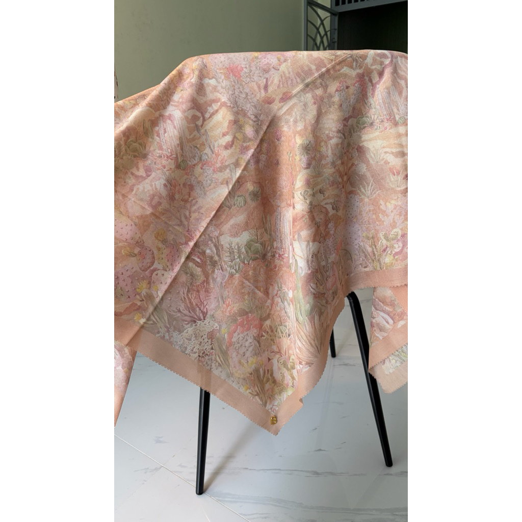 PRELOVED BUTTONSCARVES YUCCA SAVANA LENGKAP BOX KONDISI MASIH BAGUS JARANG PAKAI