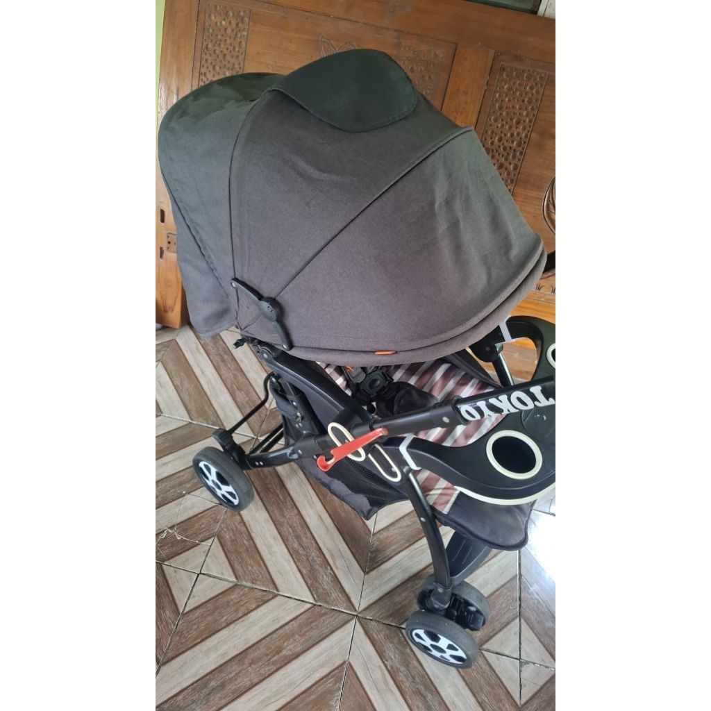 Stroller labeille