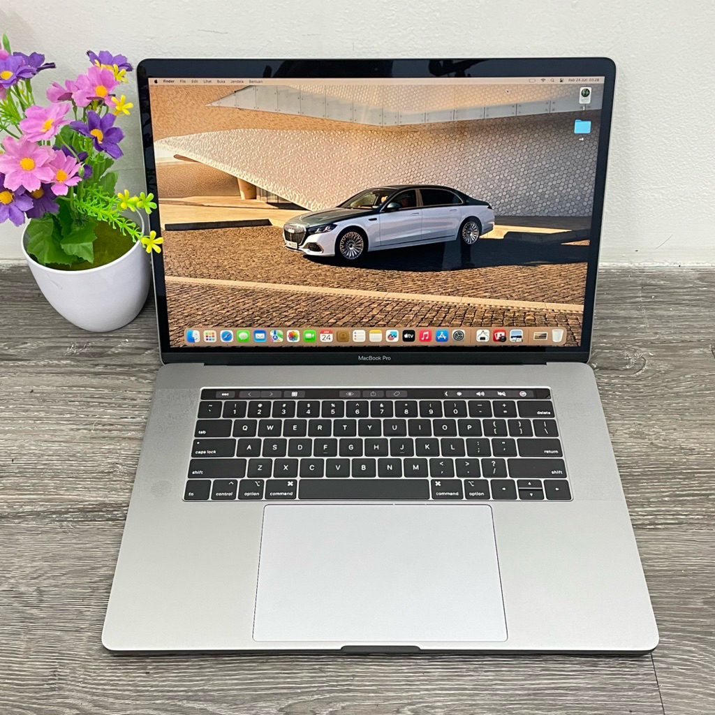 [PROMO] MACBOOK PRO RETINA 2018 15 INCH RAM 16GB SSD 256GB INTEL CORE I7
