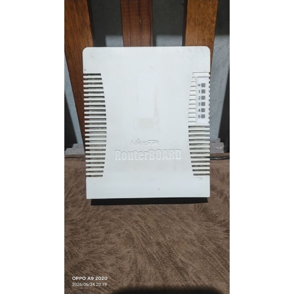 Mikrotik Rb751u 2Hnd