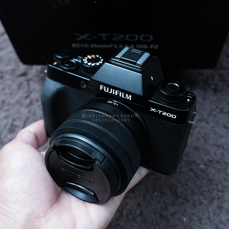 Fujifilm XT200 X-T200 Kit XC 15-45mm Garansi Resmi FFID / Fujifilm X-T200 Fujinon