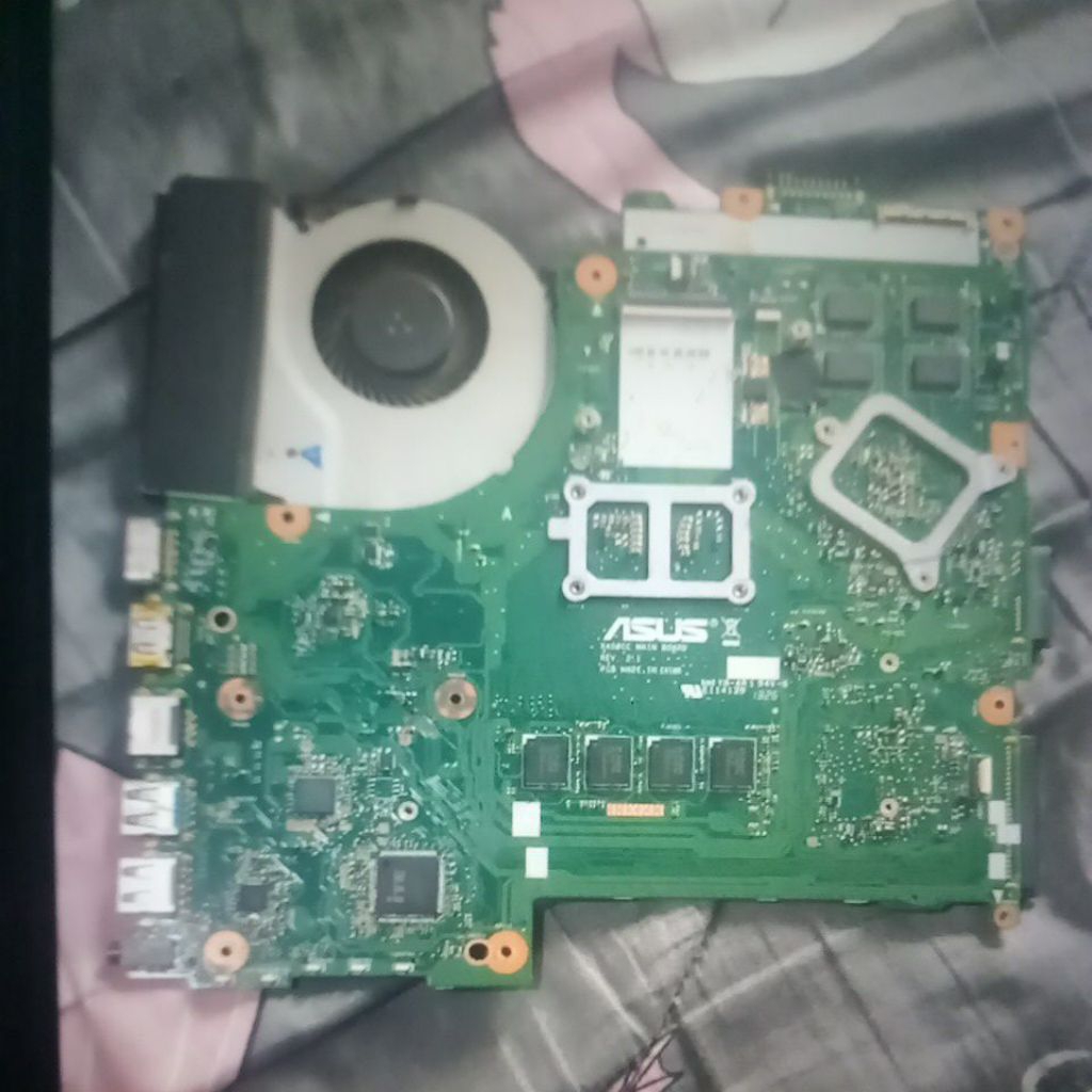 Motherboard / Mobo Asus x450cc