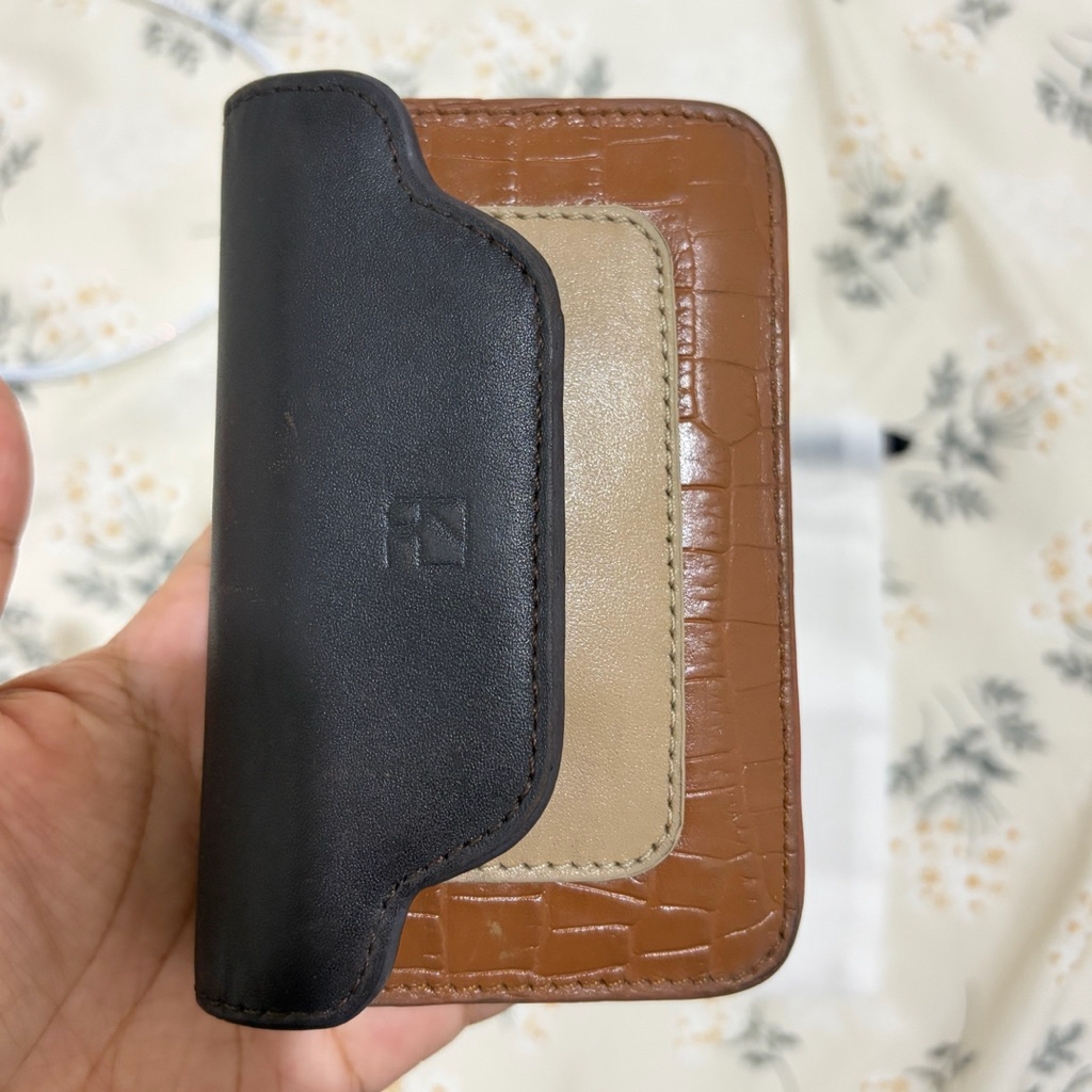 Preloved PUROTTI BonDI Card Holder