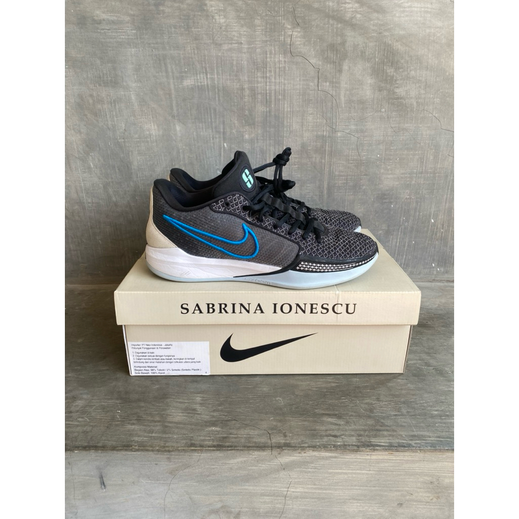 Nike Sabrina 1 Size 43