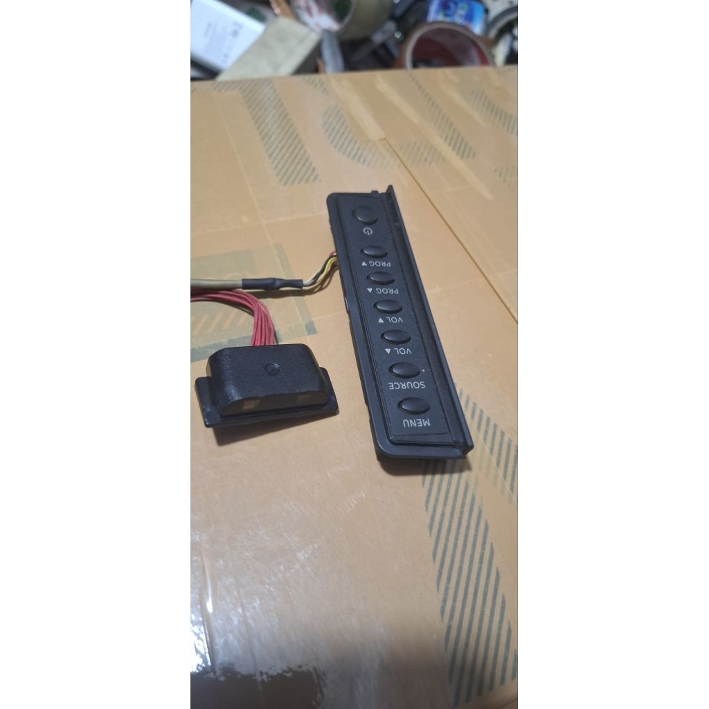 tombol sensor ir tv polytrom 40d552 40t552 40d555 40t555