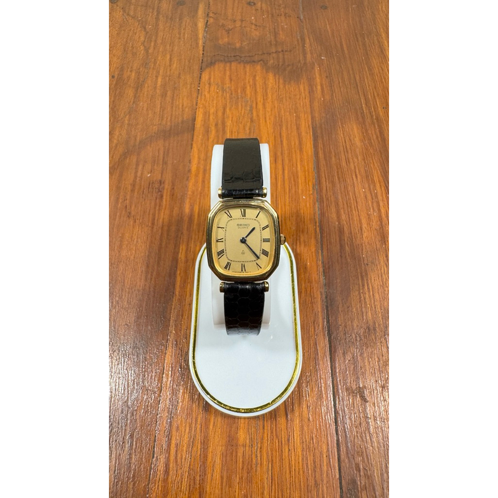 seiko tank dress watch jam tangan wanita original vintage siap dipakai