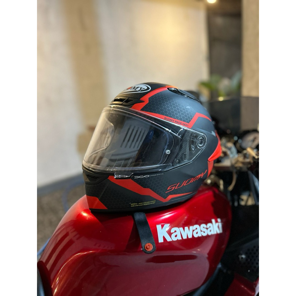 helm motor suomy track-1