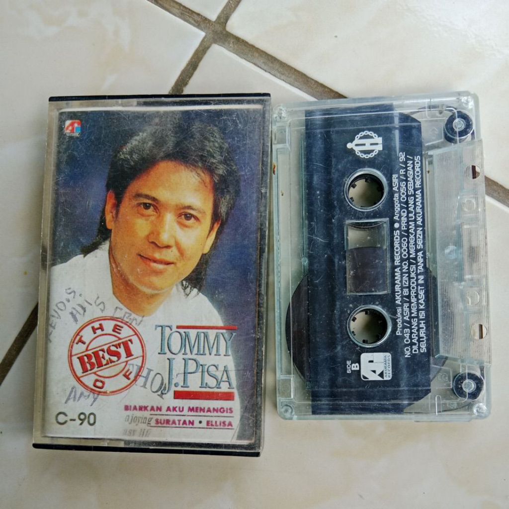 KASET PITA THE BEST OF TOMMY J PISA