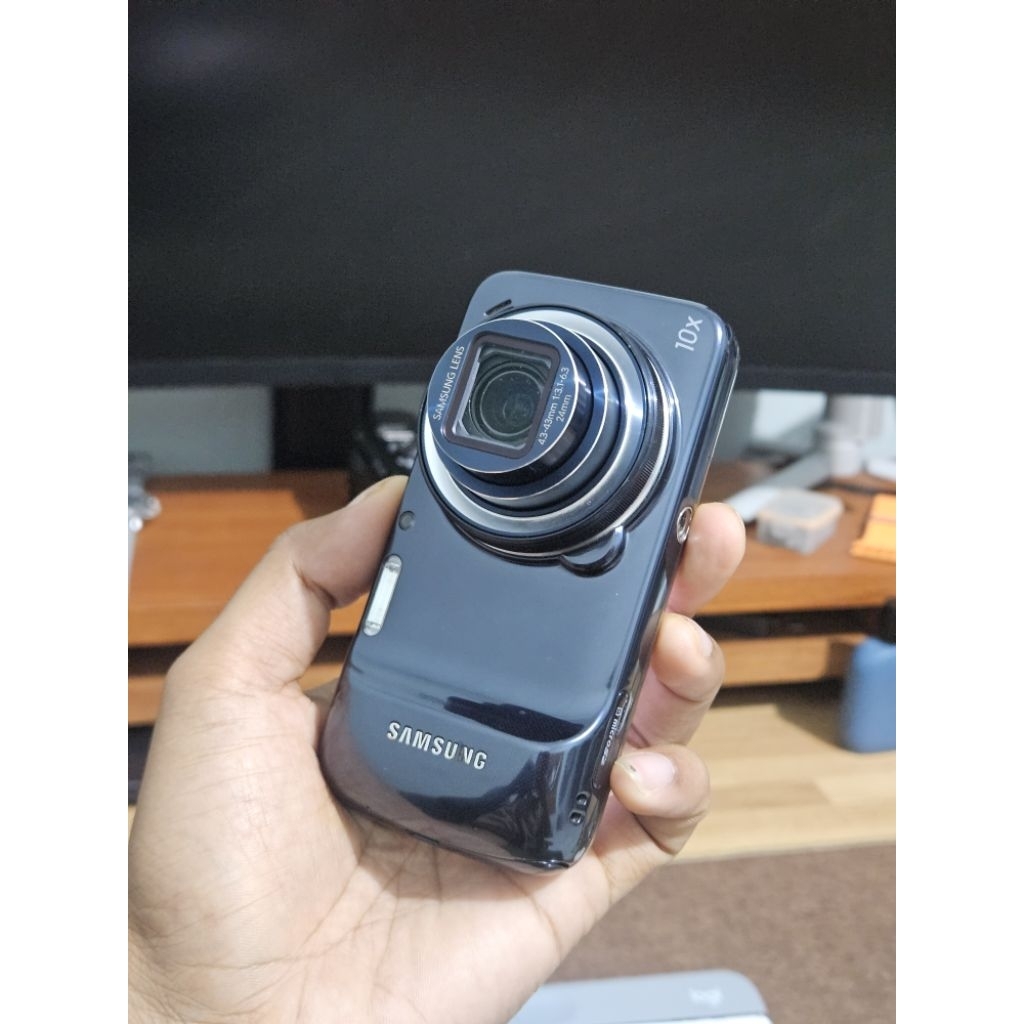 SAMSUNG S4 ZOOM