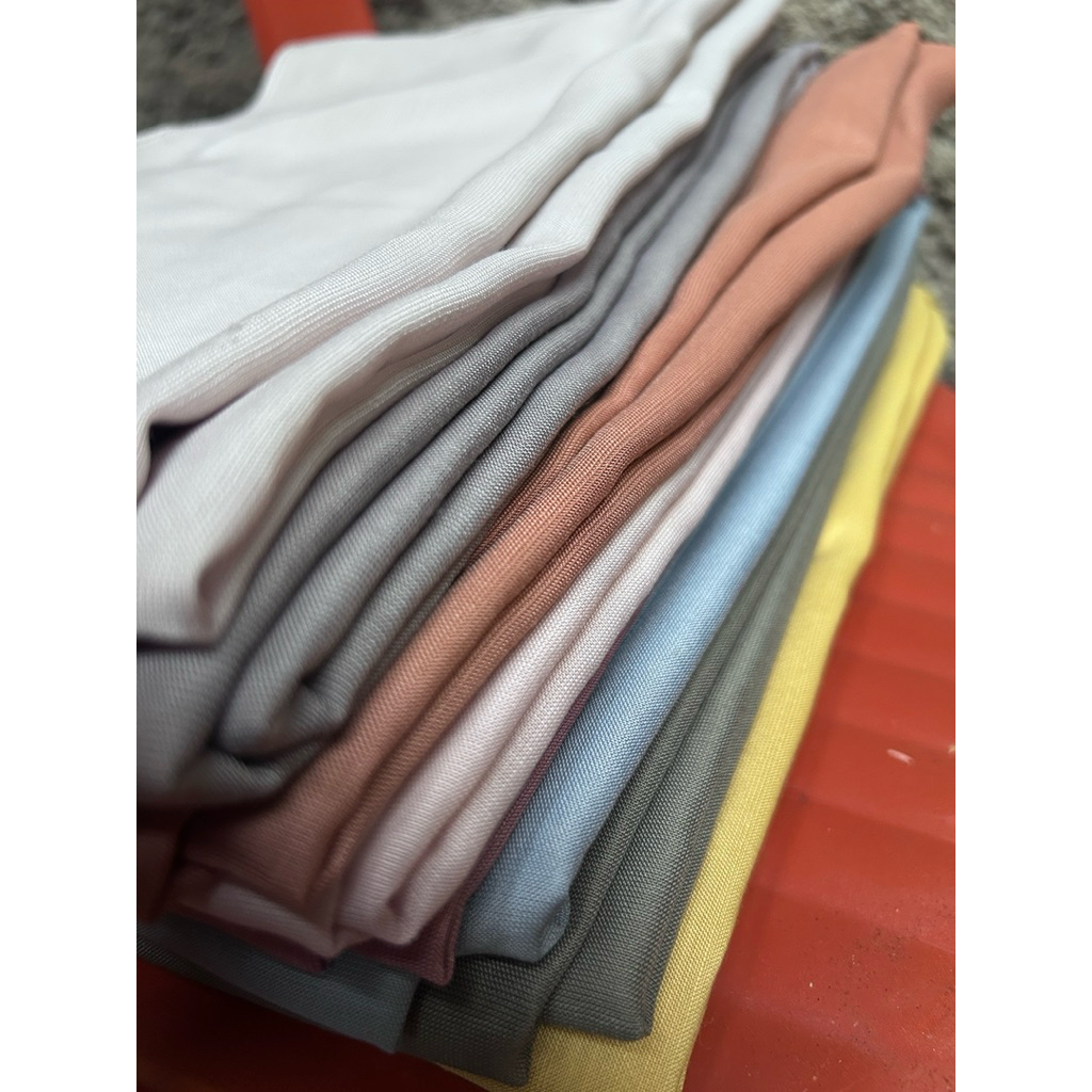Preloved Kamiidea Scarf Plain