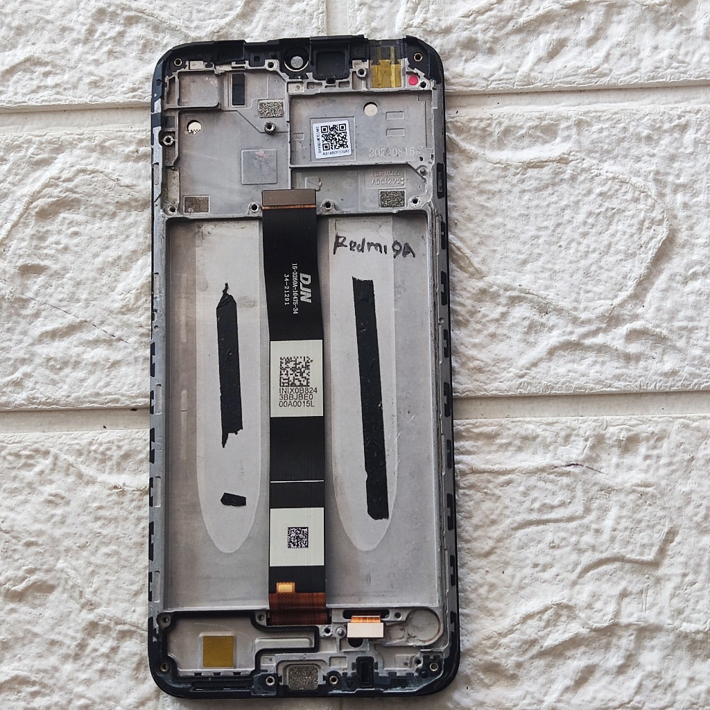LCD Frame Xiaomi Redmi 9A / 9C Minus (Lihat Foto Dan Variasi) Original Copotan | Abhira Store