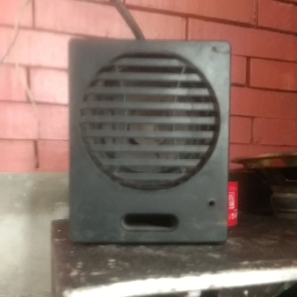 speaker center/satelit mobil