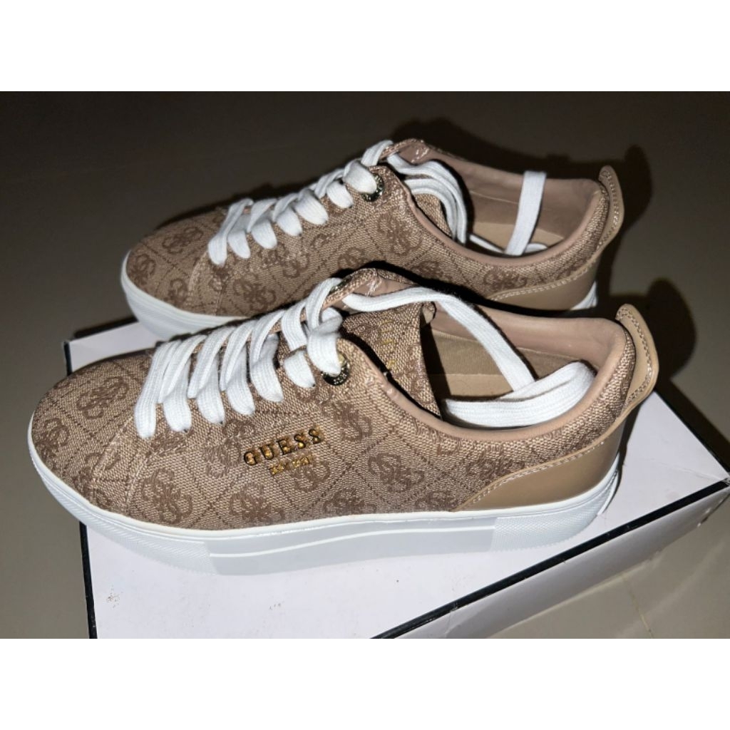 sepatu guess original ex kado