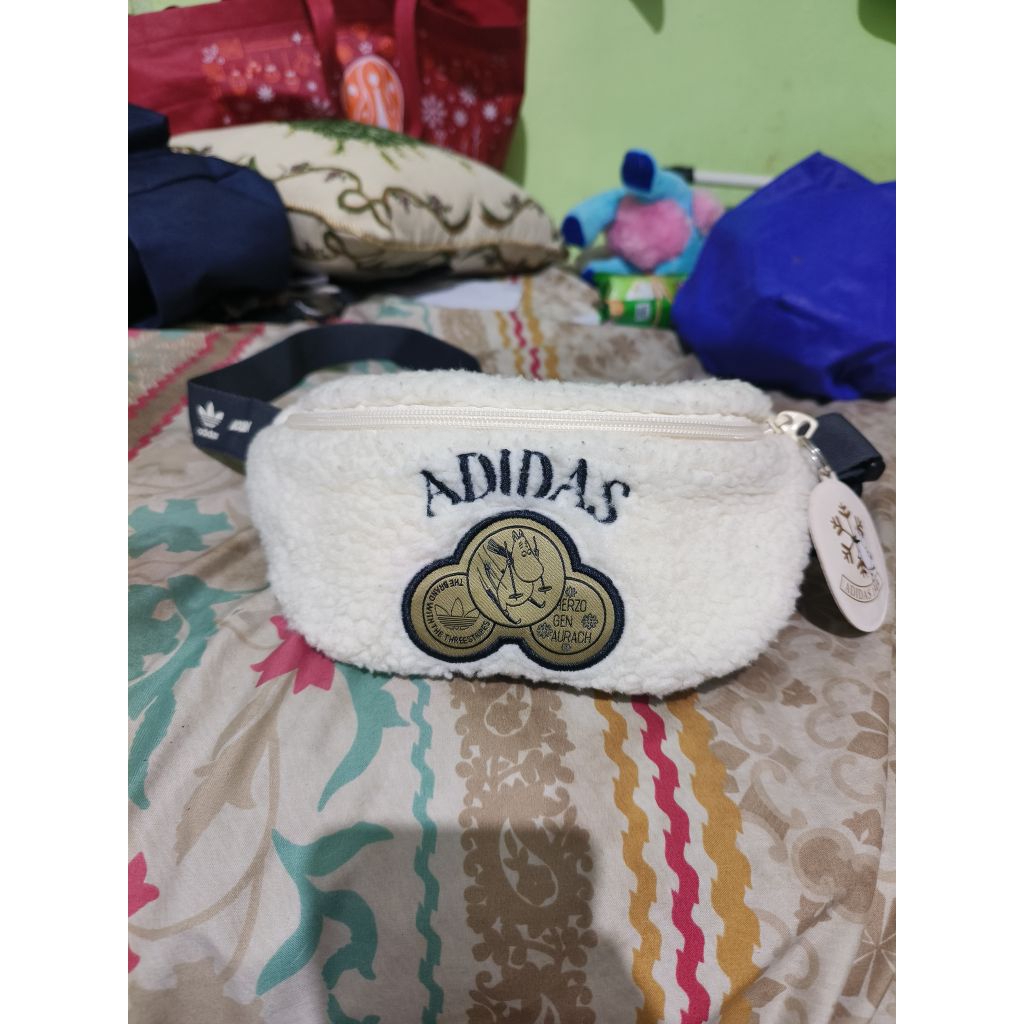 Tas Pinggang Wanita Adidas Colabs Kondisi Second Pemakaian