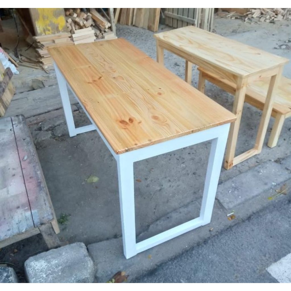 Meja Kayu Jati Belanda / Meja Kafe Kayu Jati Belanda Ukuran 120x60x75
