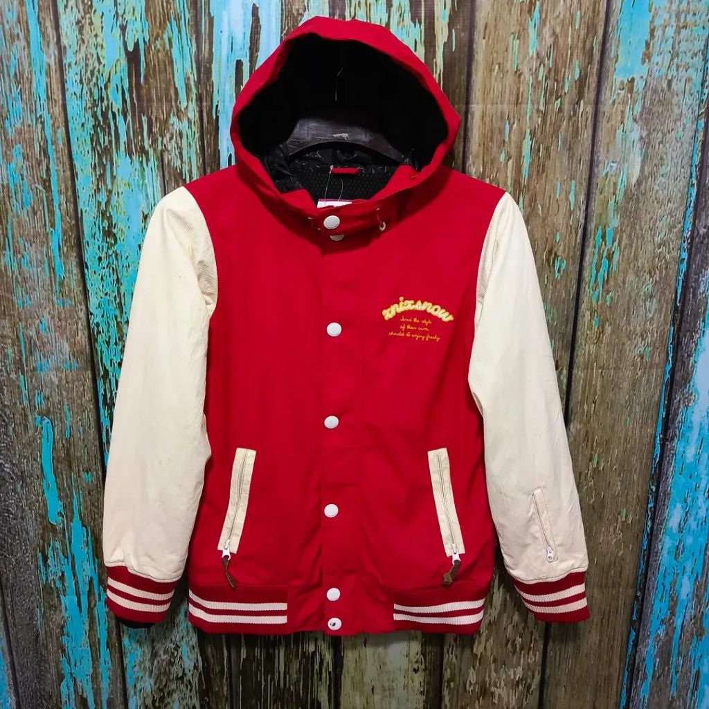 jaket varsity NIX SNOW berhoodie size M casual bagus