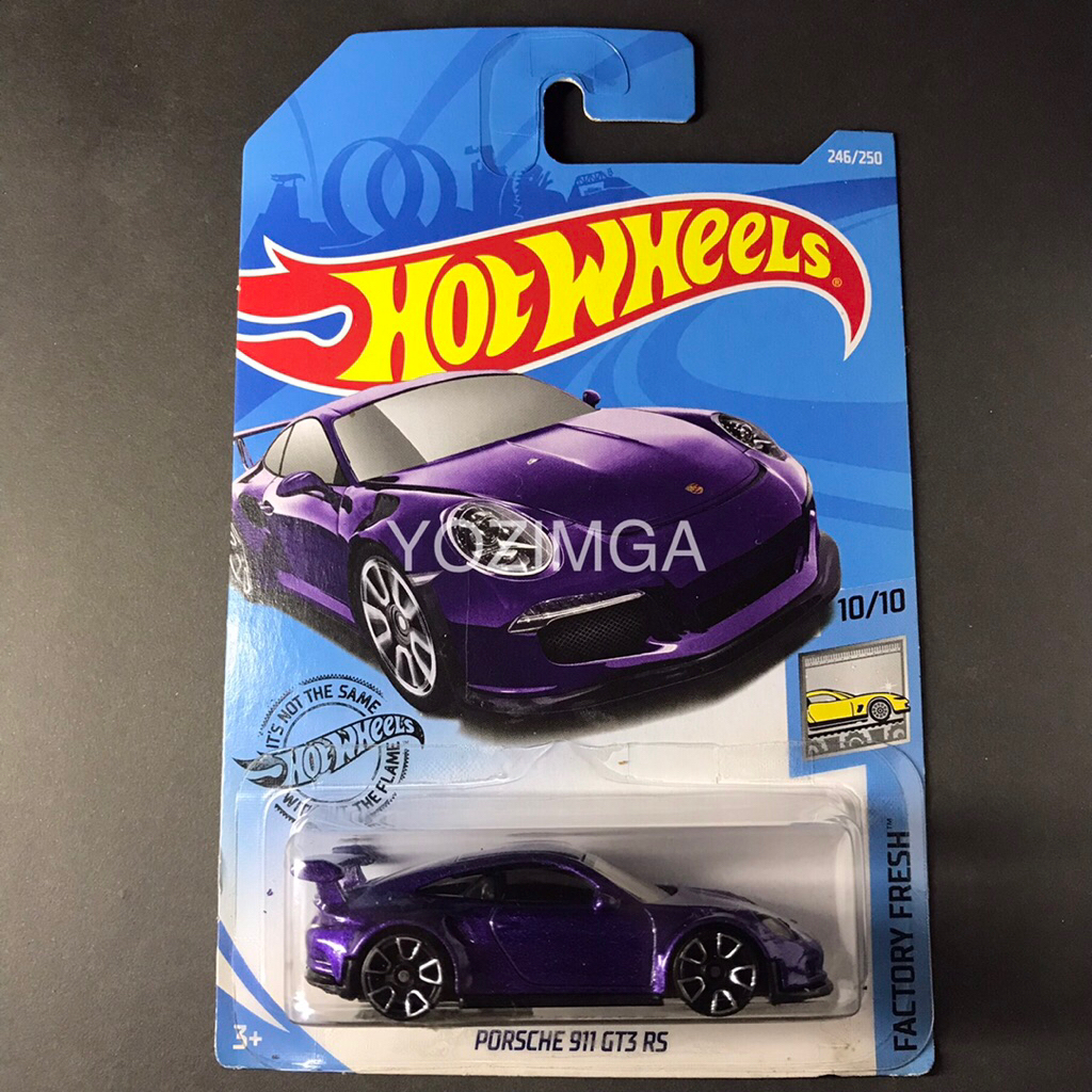 HOT WHEELS PORSCHE 911 GT3 RS PURPLE