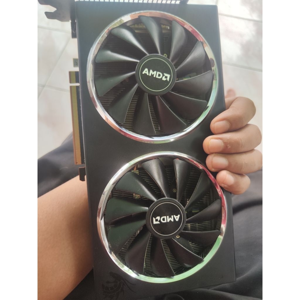AMD Radeon RX5700XT Red Dragon