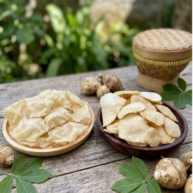 Keripik GADUNG SUPER LEBAR 30CM Istimewa Kripik Gadung Mentah Asli Umbi Gadung Tipis Tipis Rasa Bawa