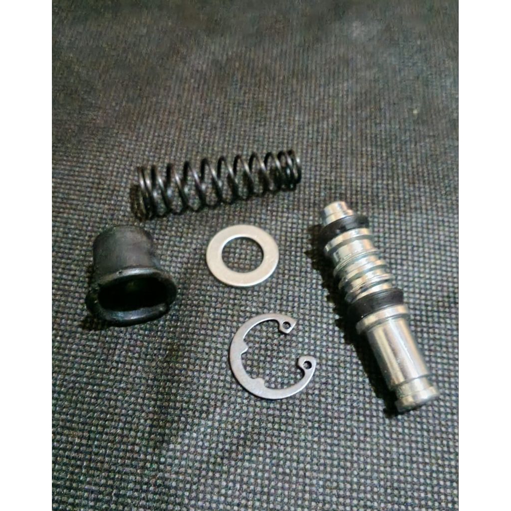 Seal Master Rem Depan Vespa Piaggio Liberty 100 & 150 Piaggio Fly