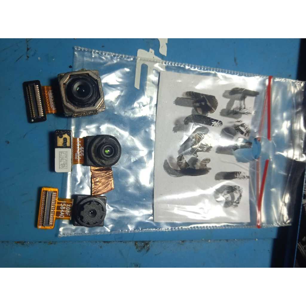 KAMERA INFINIX HOT 10 PLAY ORIGINAL CABUTAN ( bekas )