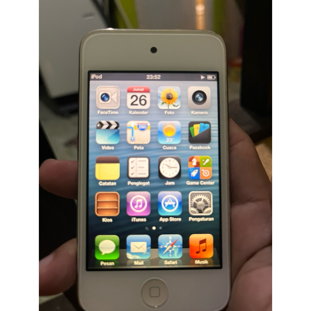 IPOD TOUCH