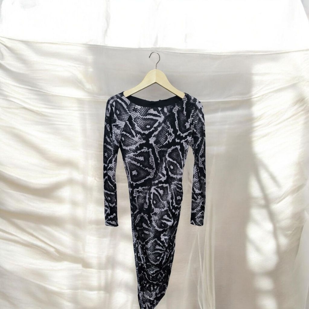 dress guess original