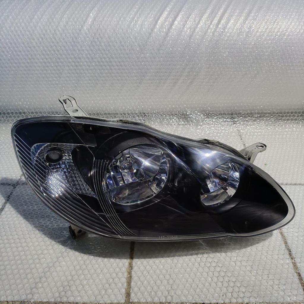 Headlamp/lampu depan toyota Corolla Altis 2001 2002 2003 2004 2005  original