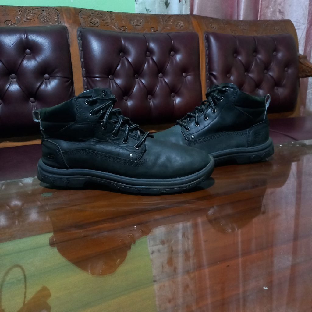 SKECHERS | SEPATU BOOTS KULIT PRIA | SEPATU SECOND BRAND