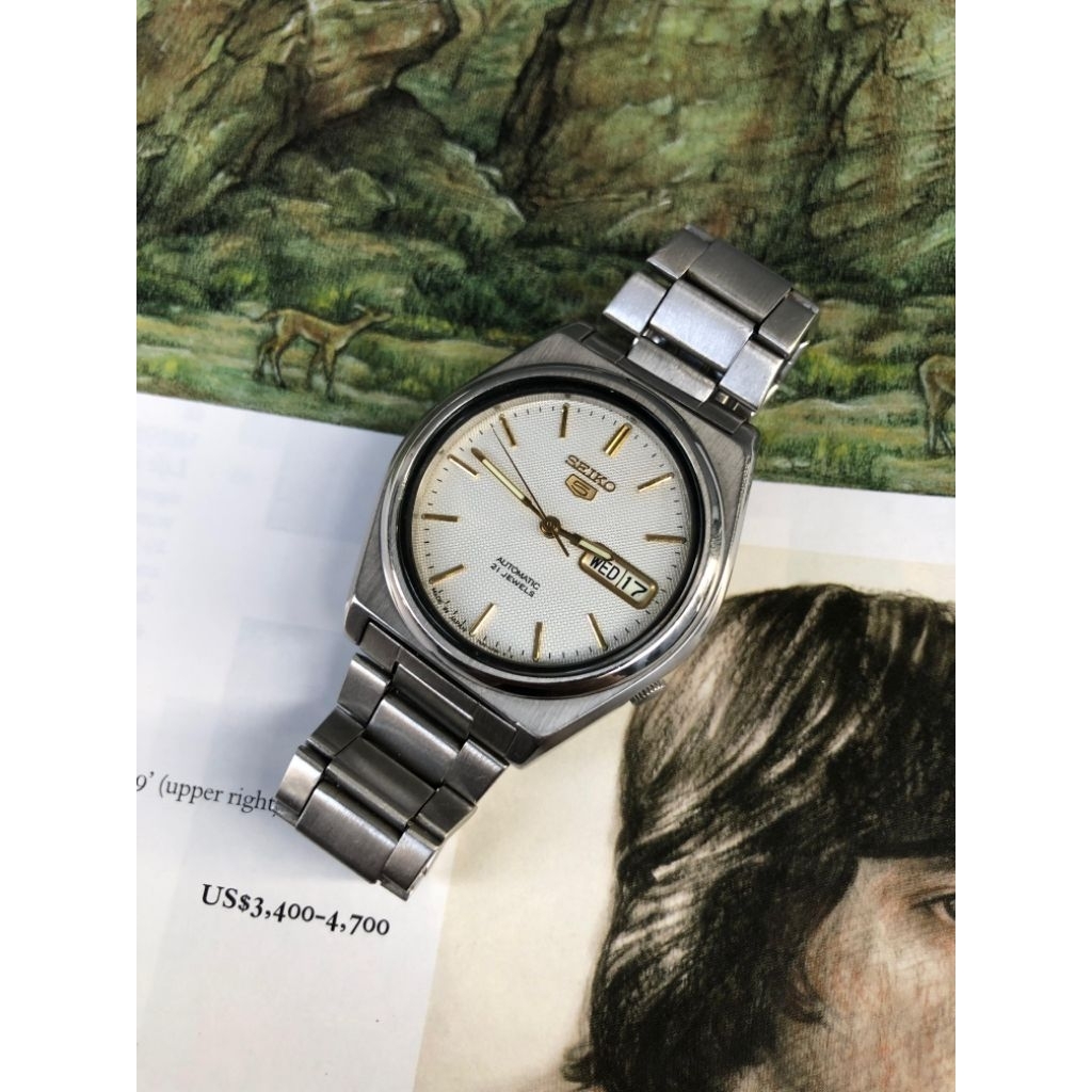 Seiko 5 Automatic White Pattren Dial