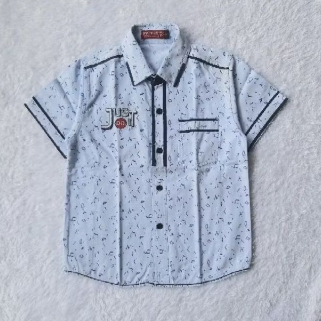 PRELOVED KEMEJA ANAK BRAND COUNTRY DOY