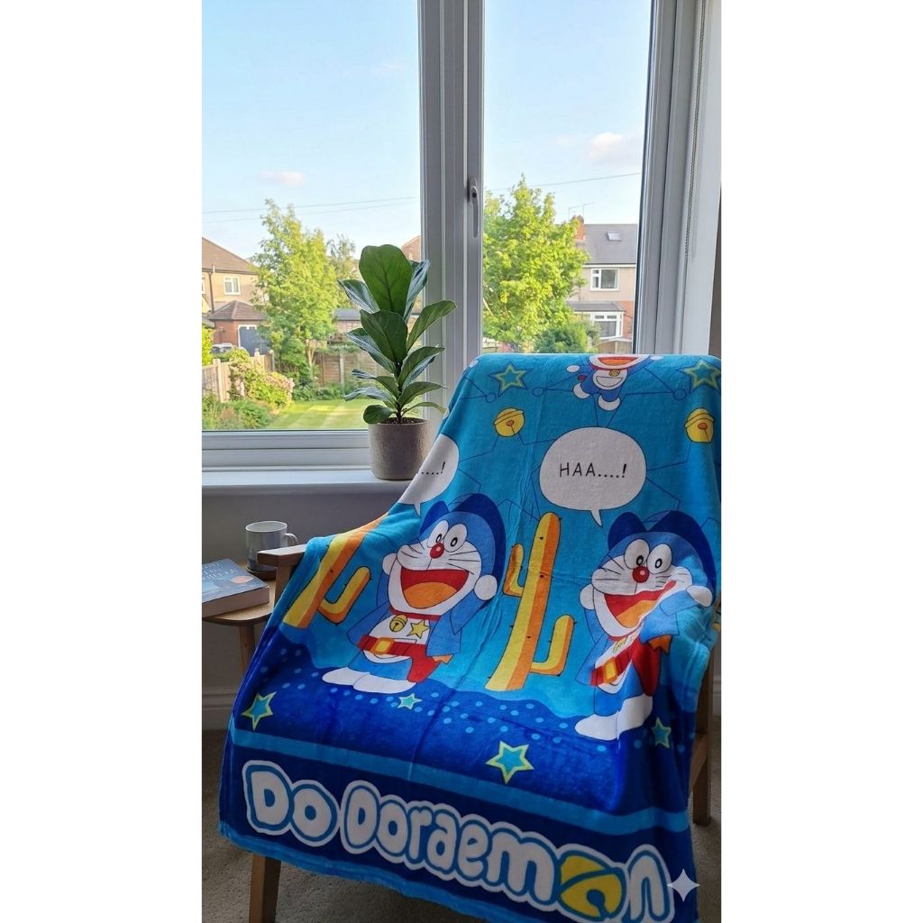 Selimut Karakter Doraemon.