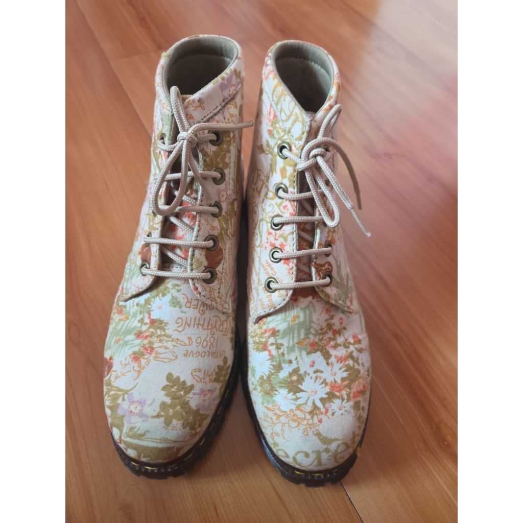 (preloved) sepatu boots wanita