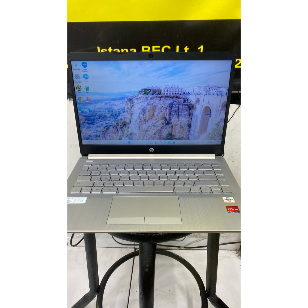 LAPTOP HP 14-S DK1509 ATHLON GOLD 3150U RAM 4/512 GB