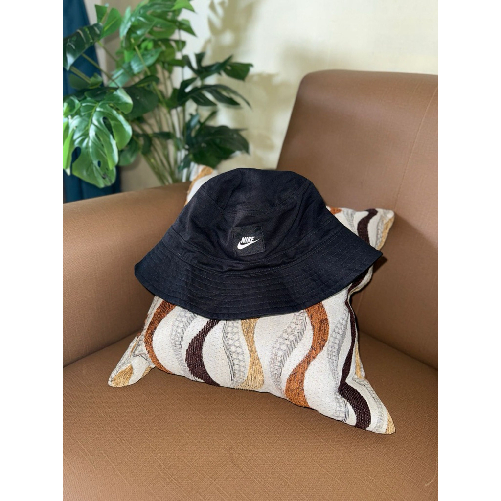 topi bucket hat Nike