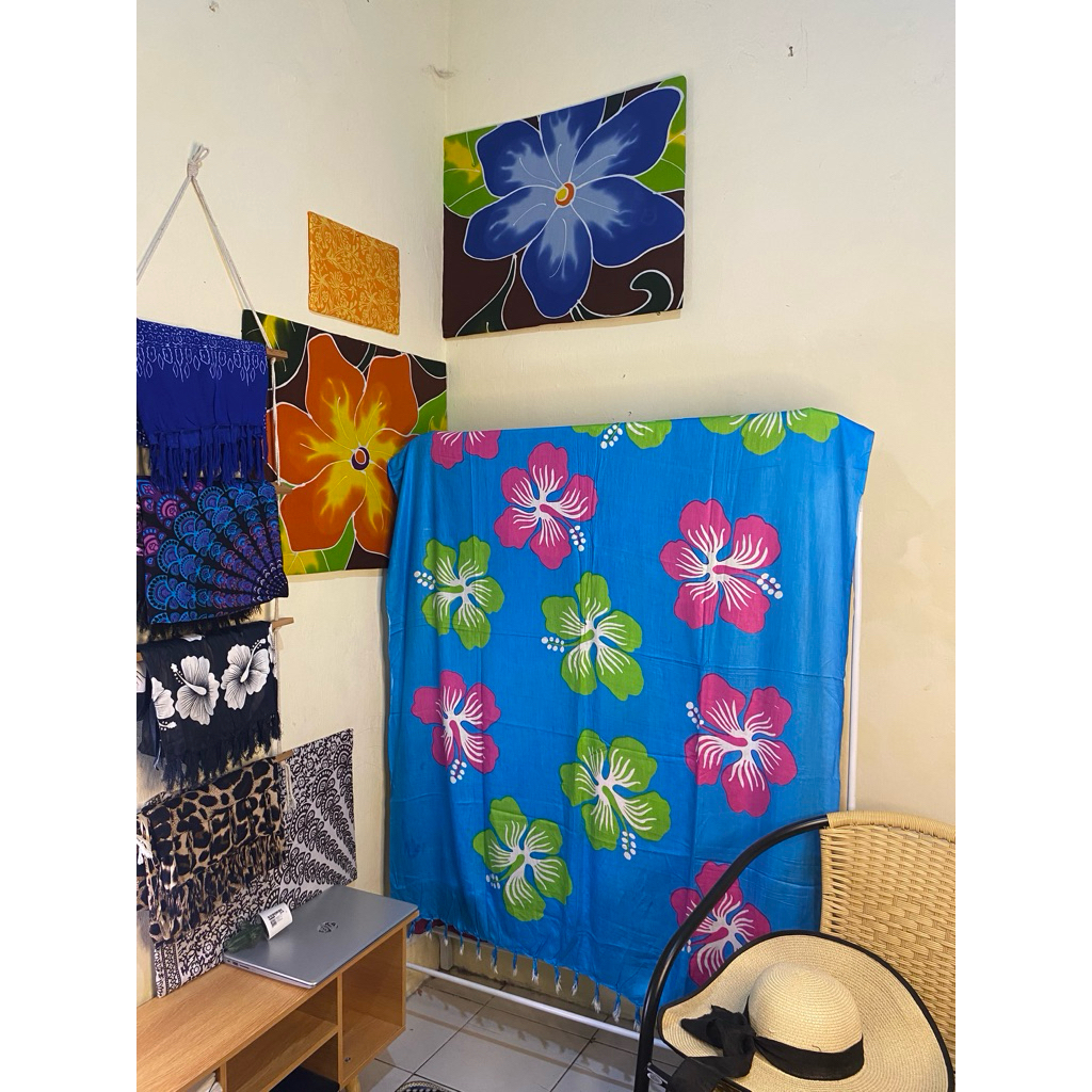 kain pantai kain bali motif bunga besar standart sarung  bali sarung pantai kain paltfom mobil kain 