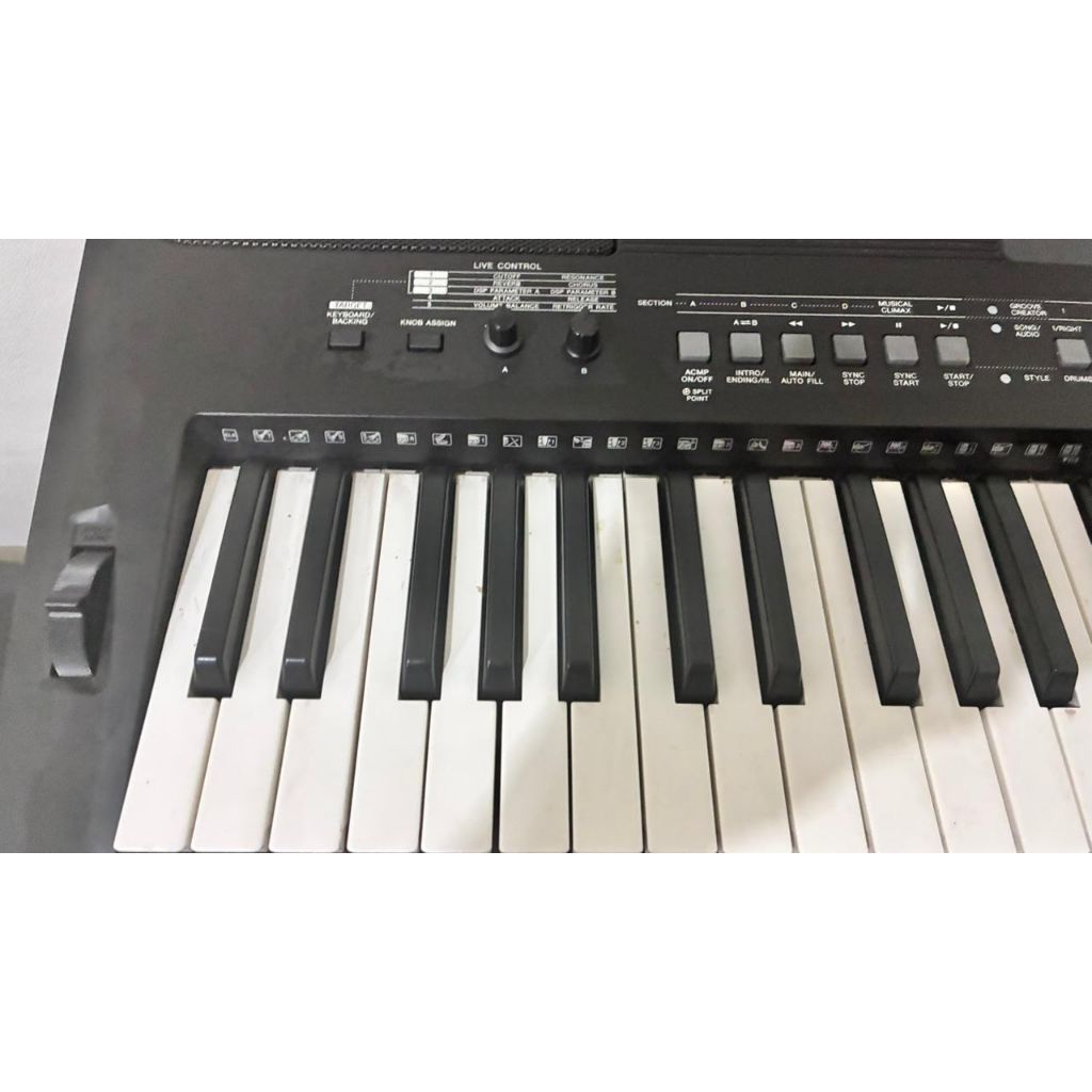 Yamaha Psr E463
